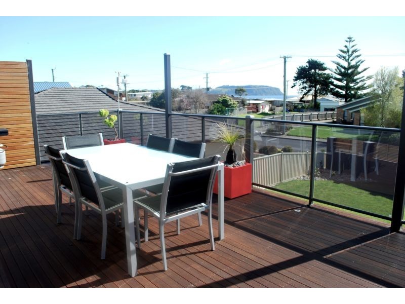 42 Walker Street, Wynyard TAS 7325