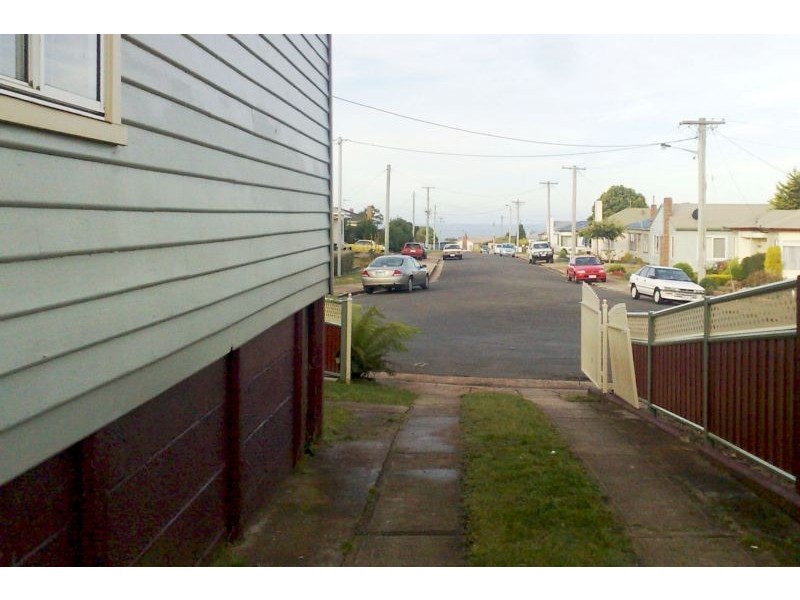 18 Truganini Street, Burnie TAS 7320