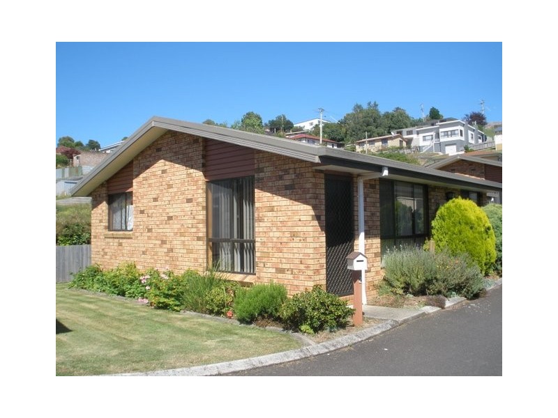 2/16 Collins Street, Burnie TAS 7320