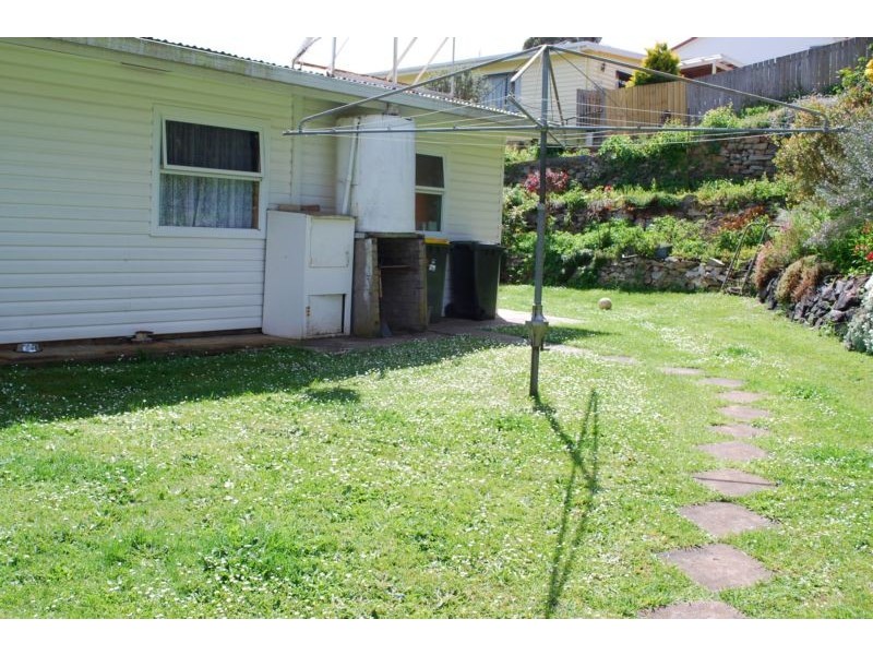25 Linton Street, Burnie TAS 7320