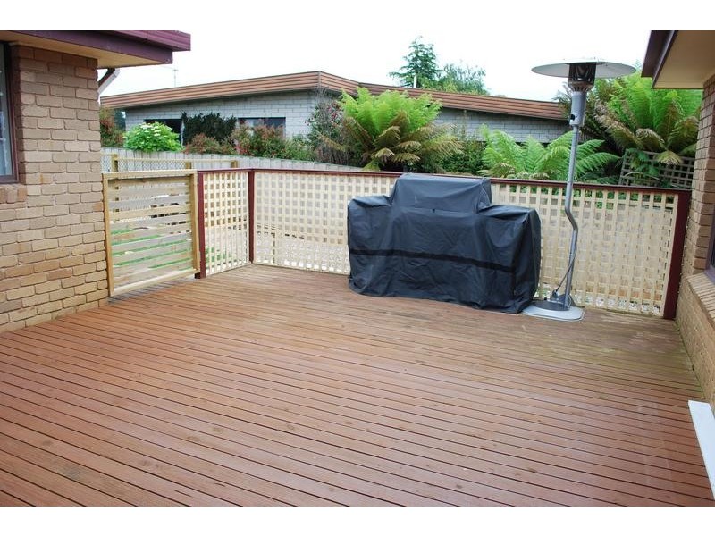 16 Taroona Avenue, Burnie TAS 7320
