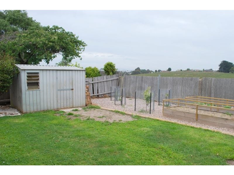 16 Taroona Avenue, Burnie TAS 7320