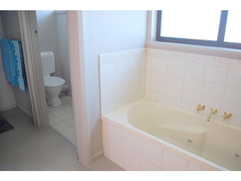 16 Taroona Avenue, Burnie TAS 7320