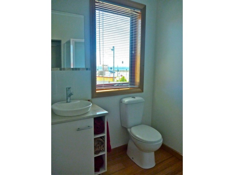 8 Queen Street, Burnie TAS 7320