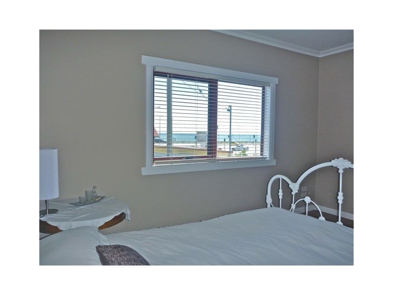 8 Queen Street, Burnie TAS 7320