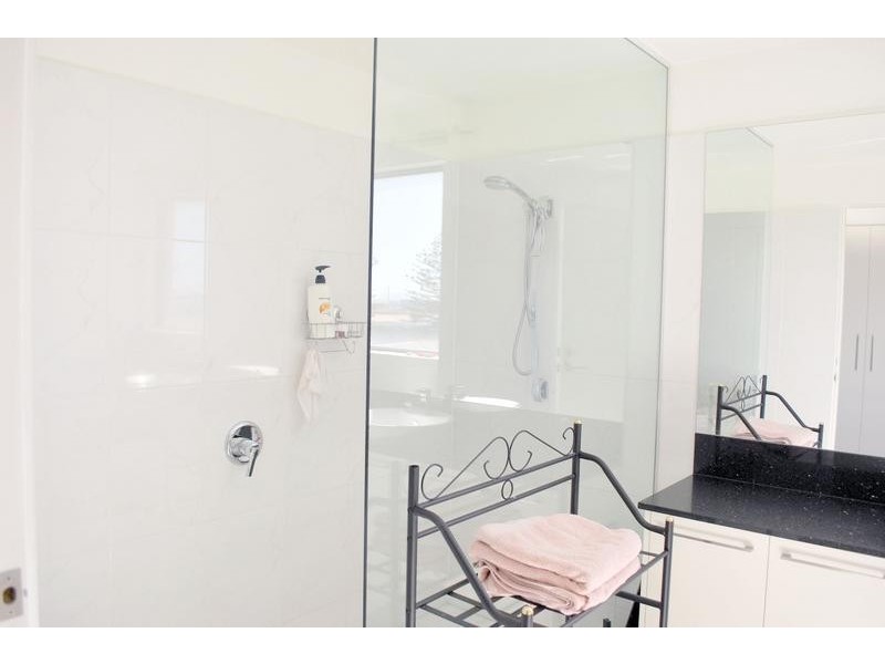 6/5 North Terrace (Bay Renaissance), Burnie TAS 7320