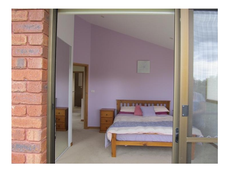 18 Seabreeze Ave, Sulphur Creek TAS 7316