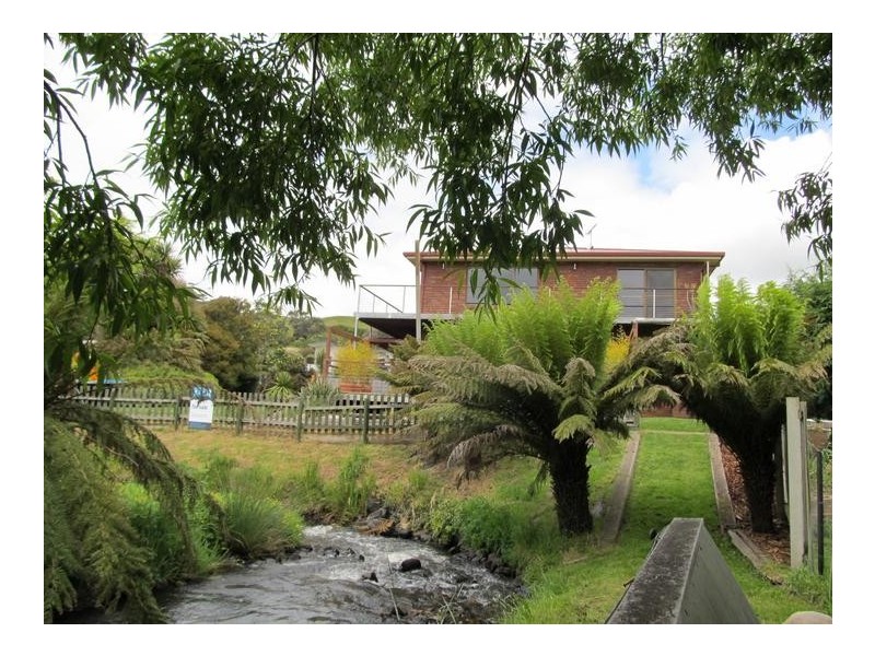 18 Seabreeze Ave, Sulphur Creek TAS 7316