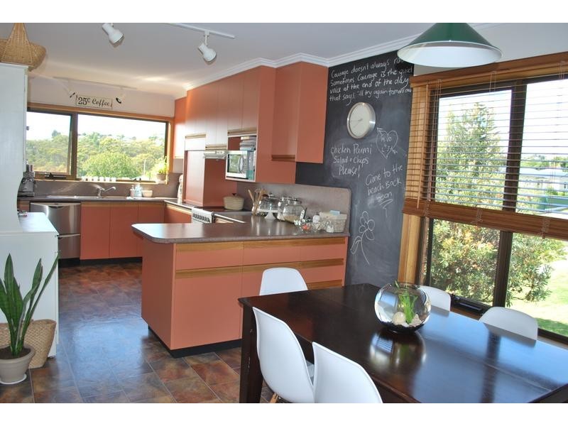 4 Malunna Crescent, Burnie TAS 7320