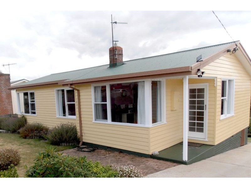 64 Stirling Street, Burnie TAS 7320