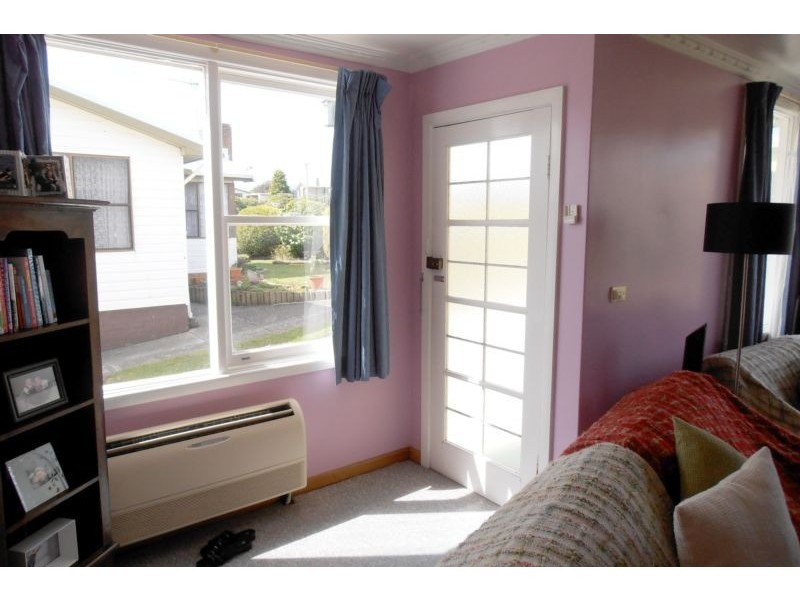 64 Stirling Street, Burnie TAS 7320