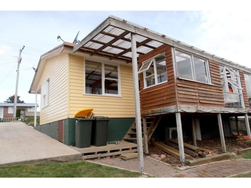 64 Stirling Street, Burnie TAS 7320
