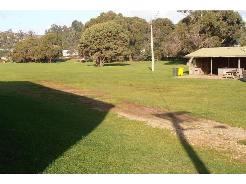 5 Bells Parade, Somerset TAS 7322