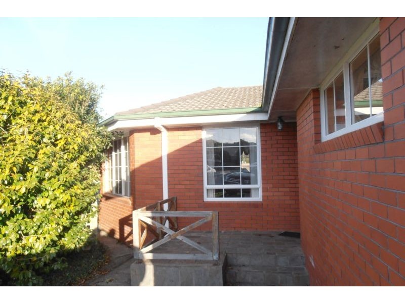 9 Holmes Place, Park Grove TAS 7320