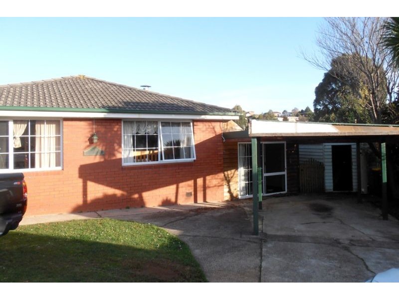 9 Holmes Place, Park Grove TAS 7320