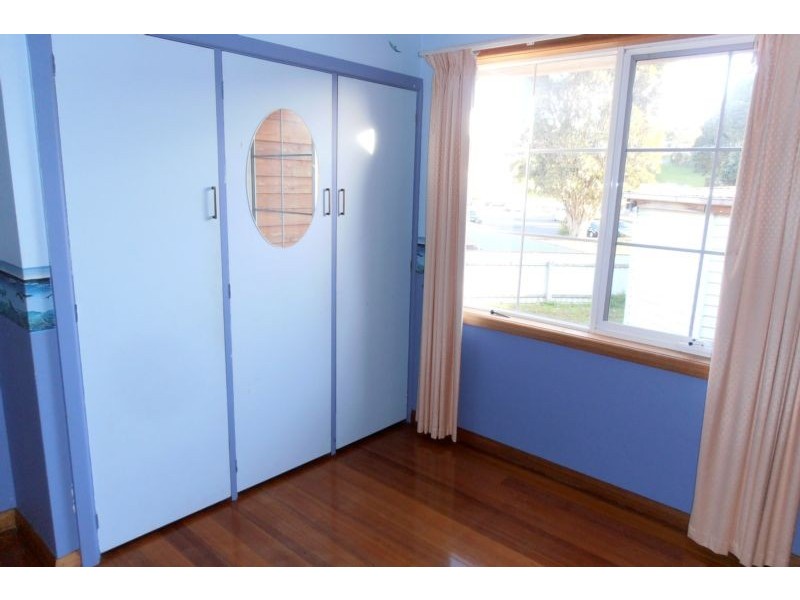 9 Holmes Place, Park Grove TAS 7320