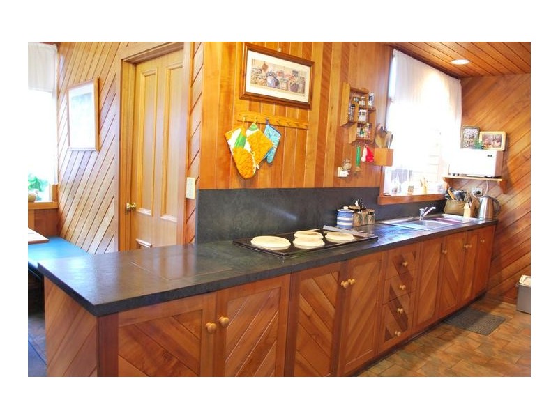 88-90 Bass Highway, Cooee TAS 7320