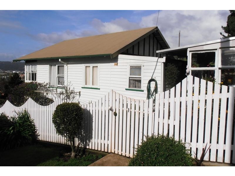 1 Plummer Ave, Burnie TAS 7320