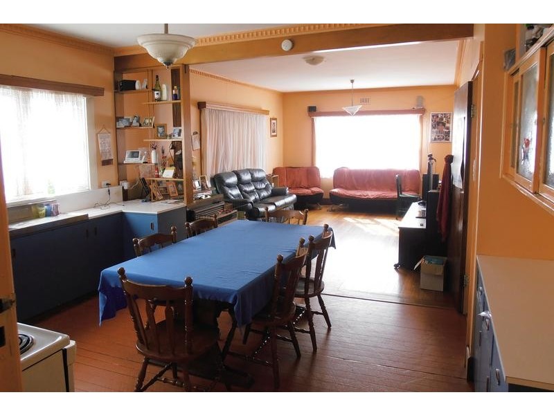 379 Bass Highway, Camdale TAS 7320