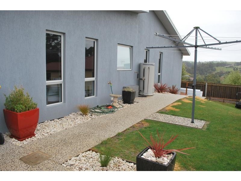 1/27 Heather Crescent, Burnie TAS 7320