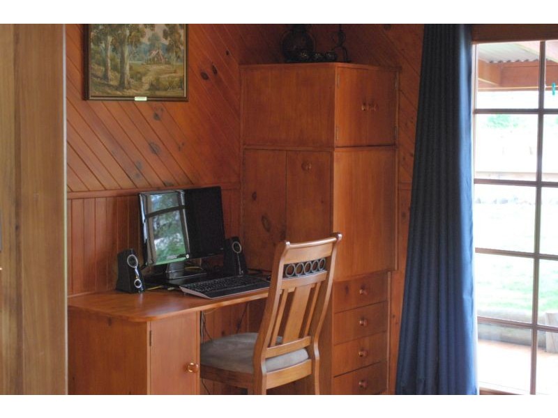 565 South Road, Penguin TAS 7316