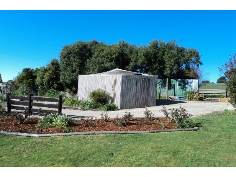 565 South Road, Penguin TAS 7316