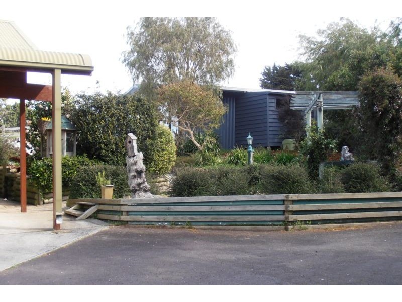 565 South Road, Penguin TAS 7316