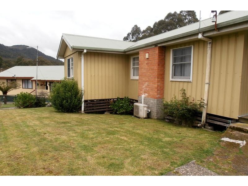 10 Giblin Street, Rosebery TAS 7470