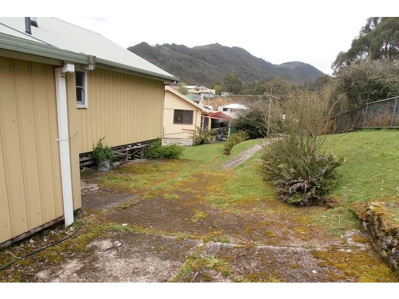 10 Giblin Street, Rosebery TAS 7470