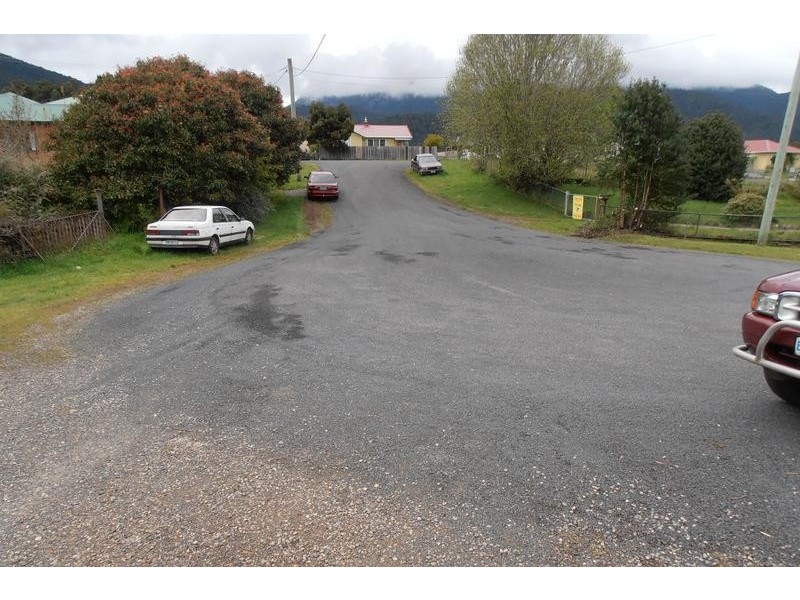 10 Giblin Street, Rosebery TAS 7470