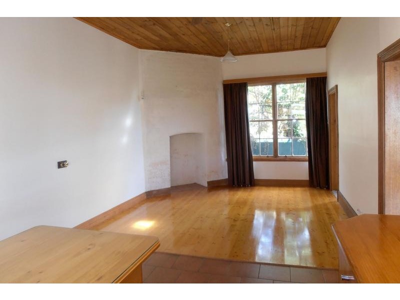 4 Charles Street, Burnie TAS 7320