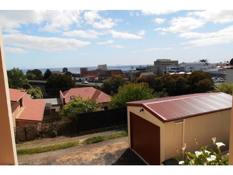 4 Charles Street, Burnie TAS 7320