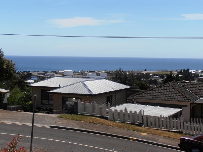 33 Myrtle Crescent, Burnie TAS 7320