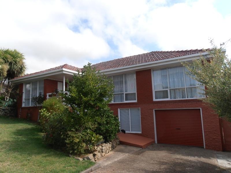 10 Nairana Ave, Shorewell Park TAS 7320