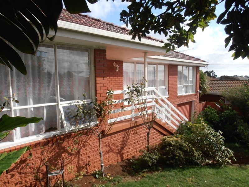 10 Nairana Ave, Shorewell Park TAS 7320