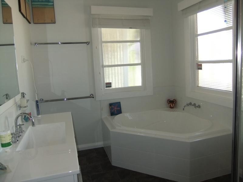 26 Epsom Road, Penguin TAS 7316