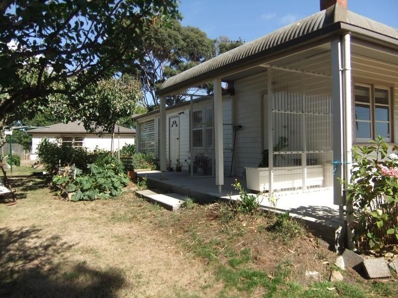 26 Epsom Road, Penguin TAS 7316