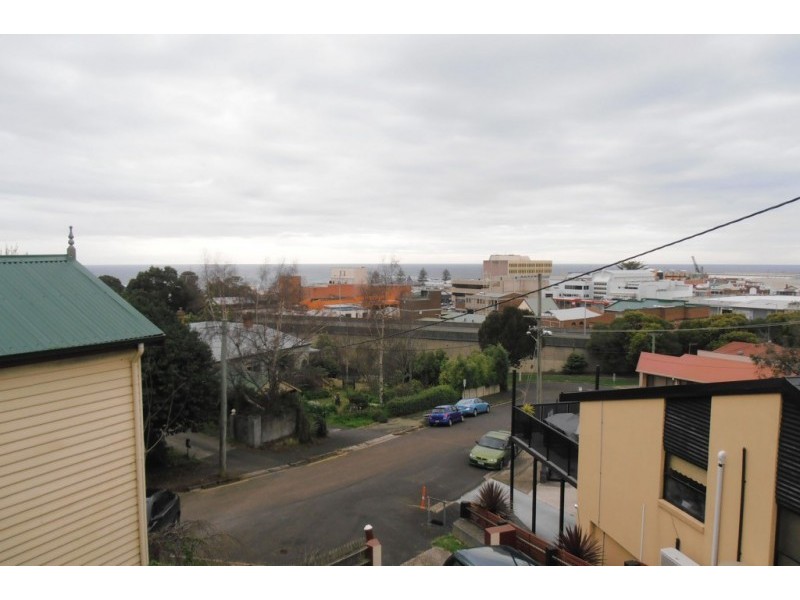 7 Charles Street,, Burnie TAS 7320