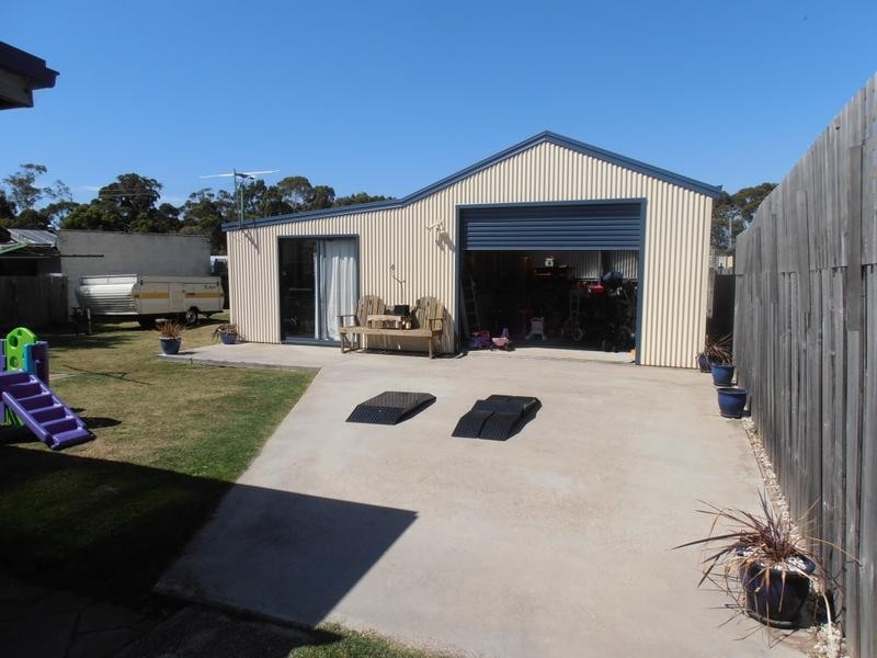 1 Boon Street,, Ulverstone TAS 7315