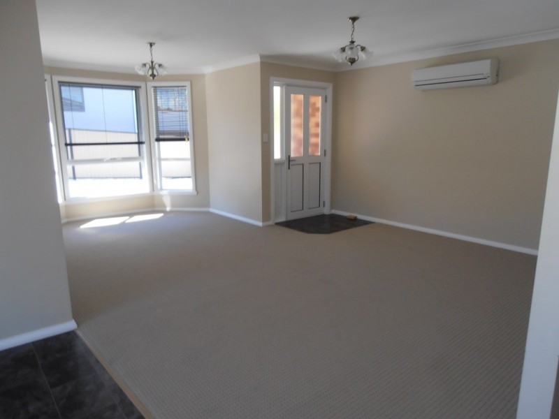 1/123 South Road,, Ulverstone TAS 7315