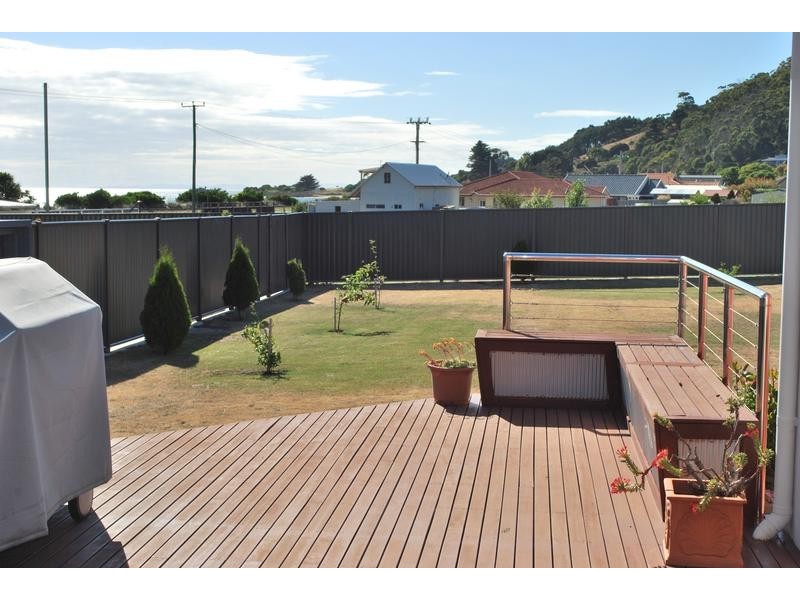 1 Waterford Drive, Sulphur Creek TAS 7316