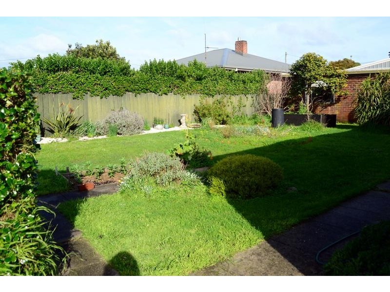 14 Esplanade, Somerset TAS 7322