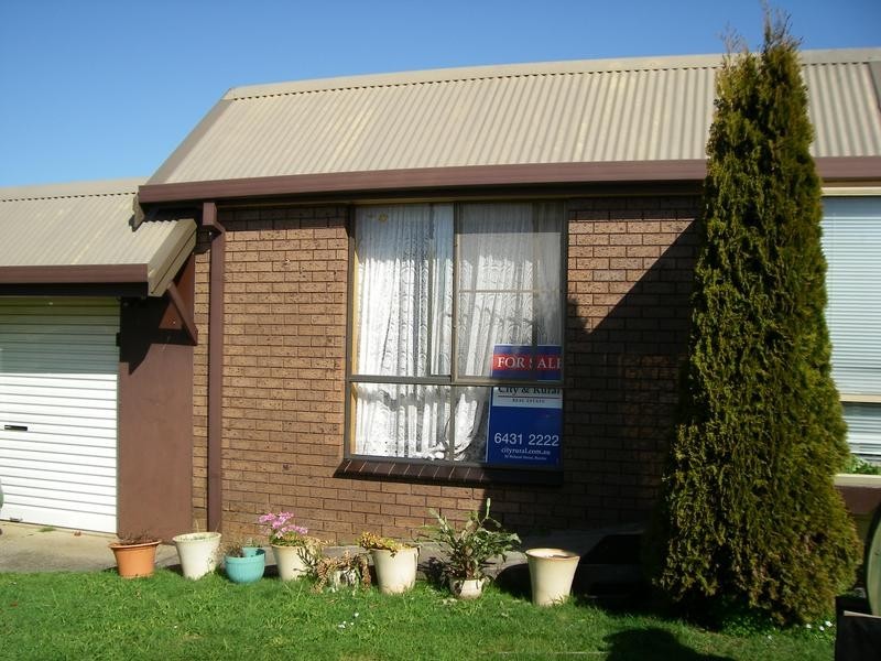 2/5 Gray Street,, Burnie TAS 7320