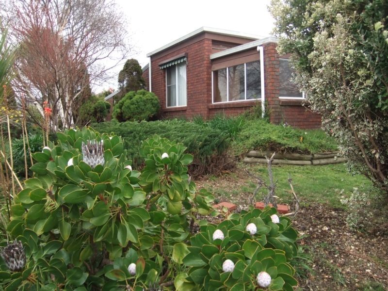 7 Evans Street,, Cooee TAS 7320