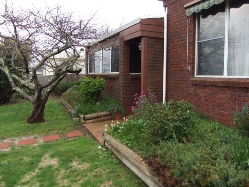 7 Evans Street,, Cooee TAS 7320