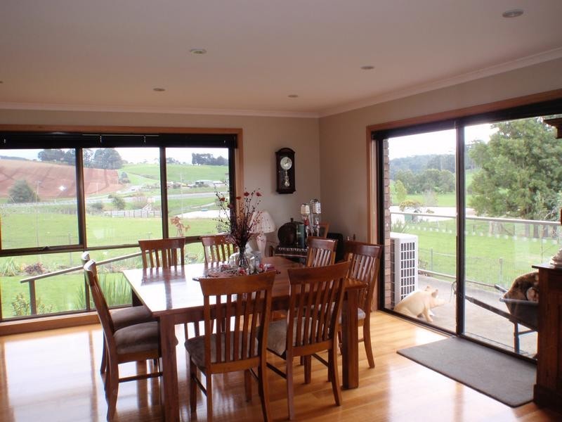 11864 Bass Highway, Ulverstone TAS 7315