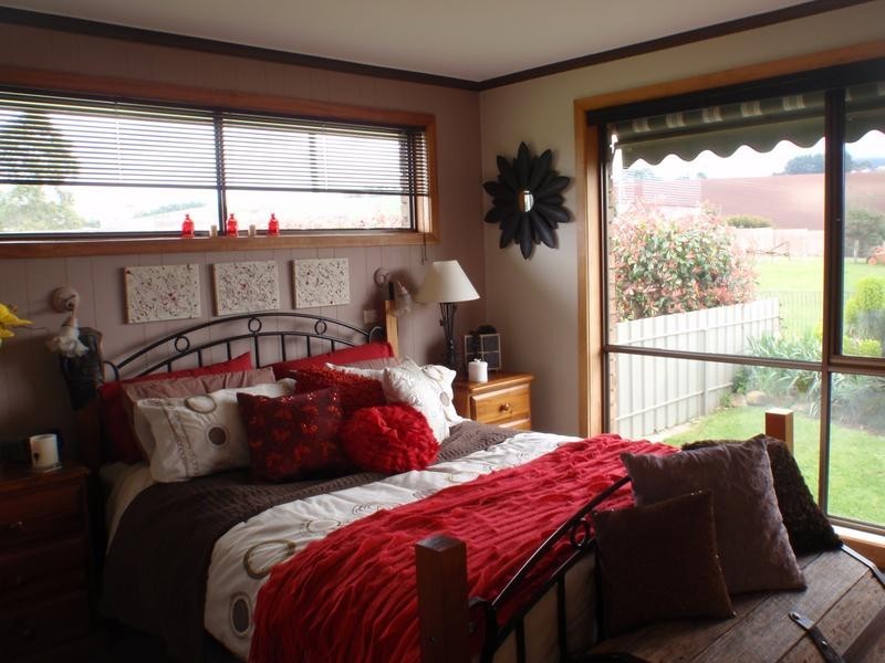 11864 Bass Highway, Ulverstone TAS 7315