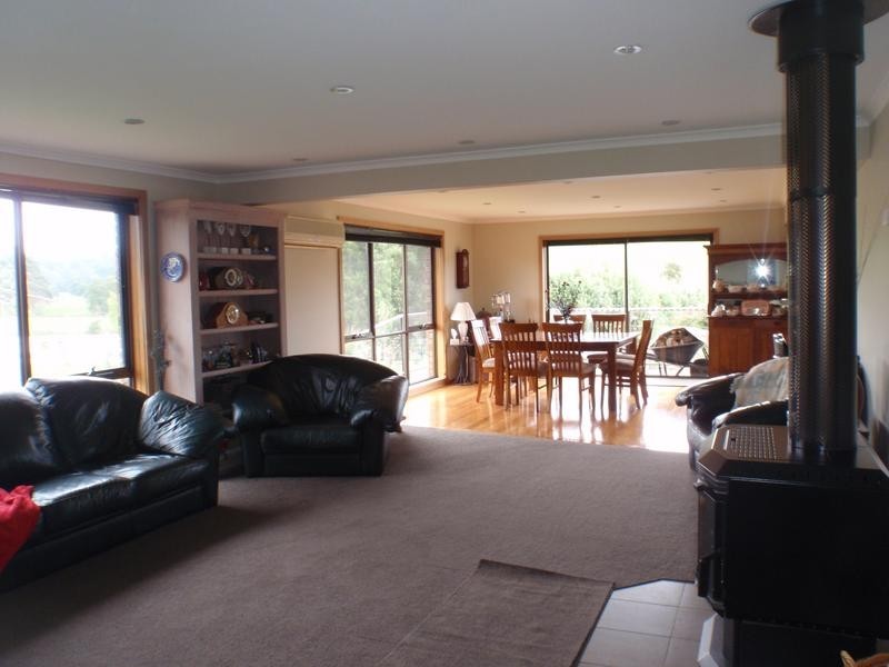 11864 Bass Highway, Ulverstone TAS 7315