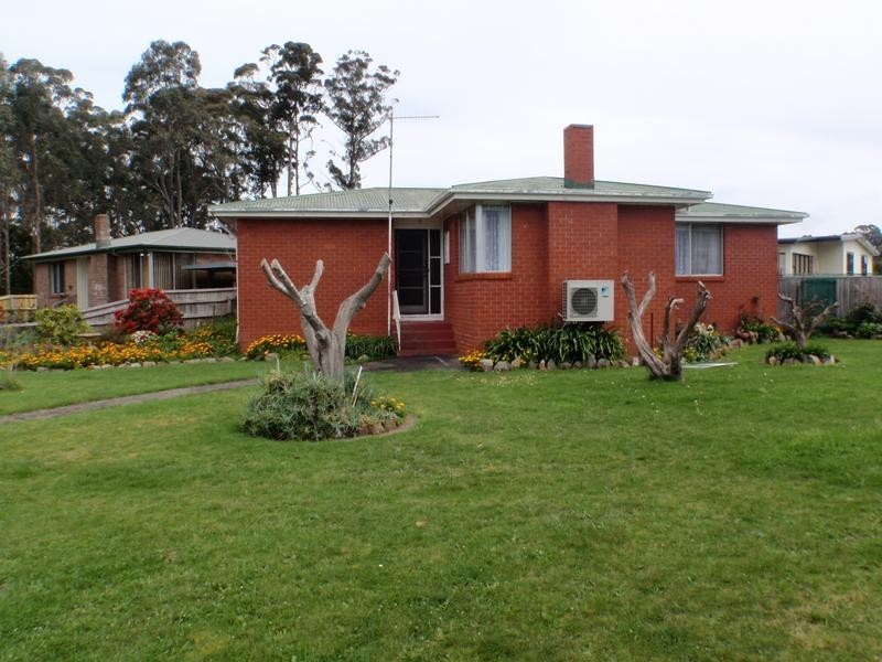 1 Southern Place, Somerset TAS 7322