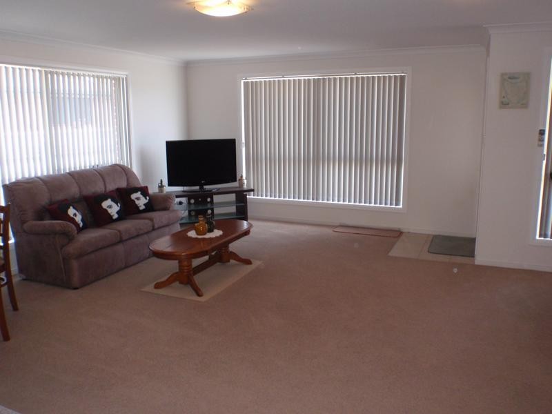 3/7 Athol Street, Somerset TAS 7322